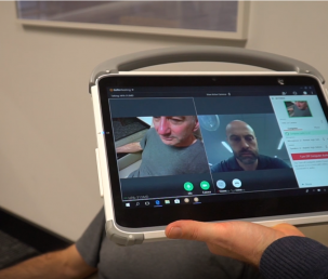 313MD Medical Grade Tablet on Rollstand