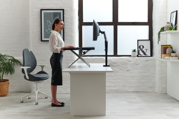 Monto Sit Stand with Ollin monitor Arm