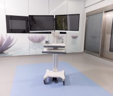 Medical cart with scanner